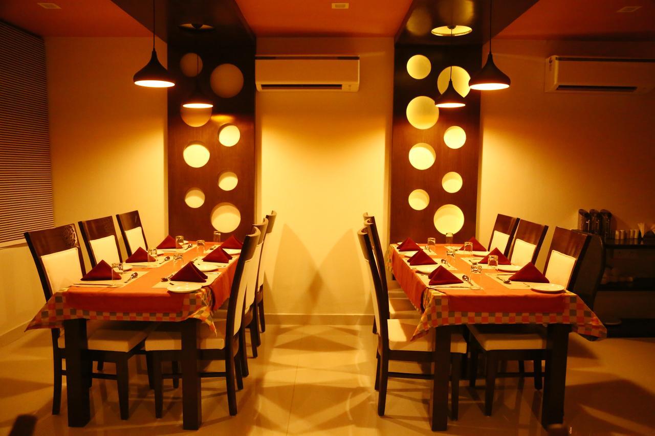 Hotel Royal Inn Chittorgarh Buitenkant foto