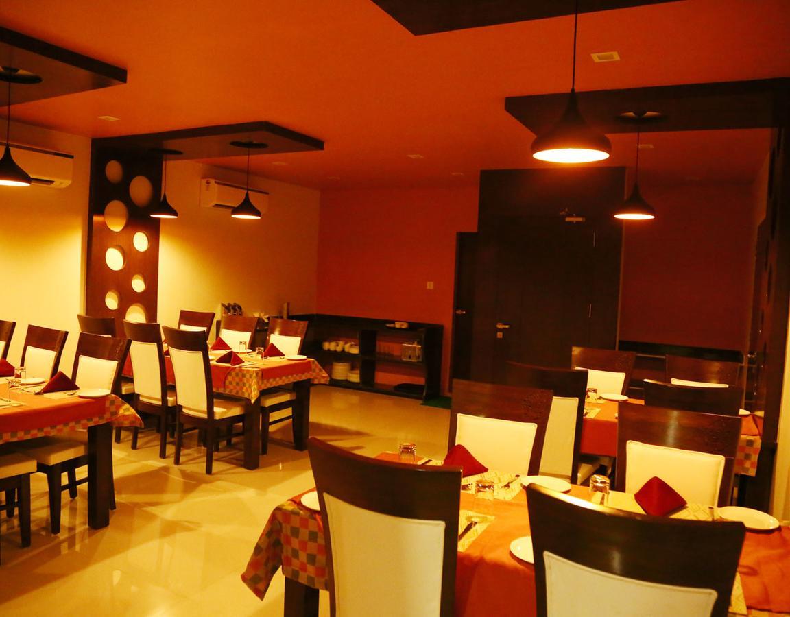 Hotel Royal Inn Chittorgarh Buitenkant foto