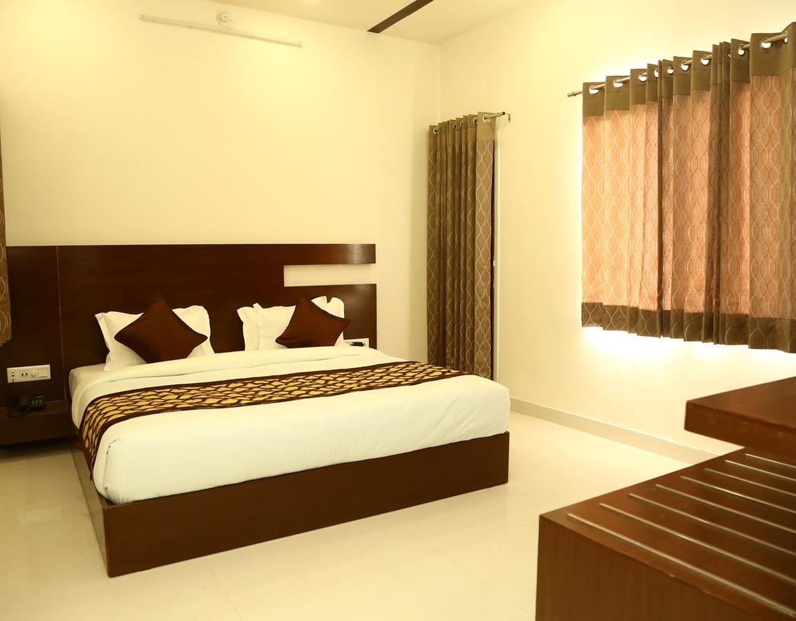Hotel Royal Inn Chittorgarh Buitenkant foto