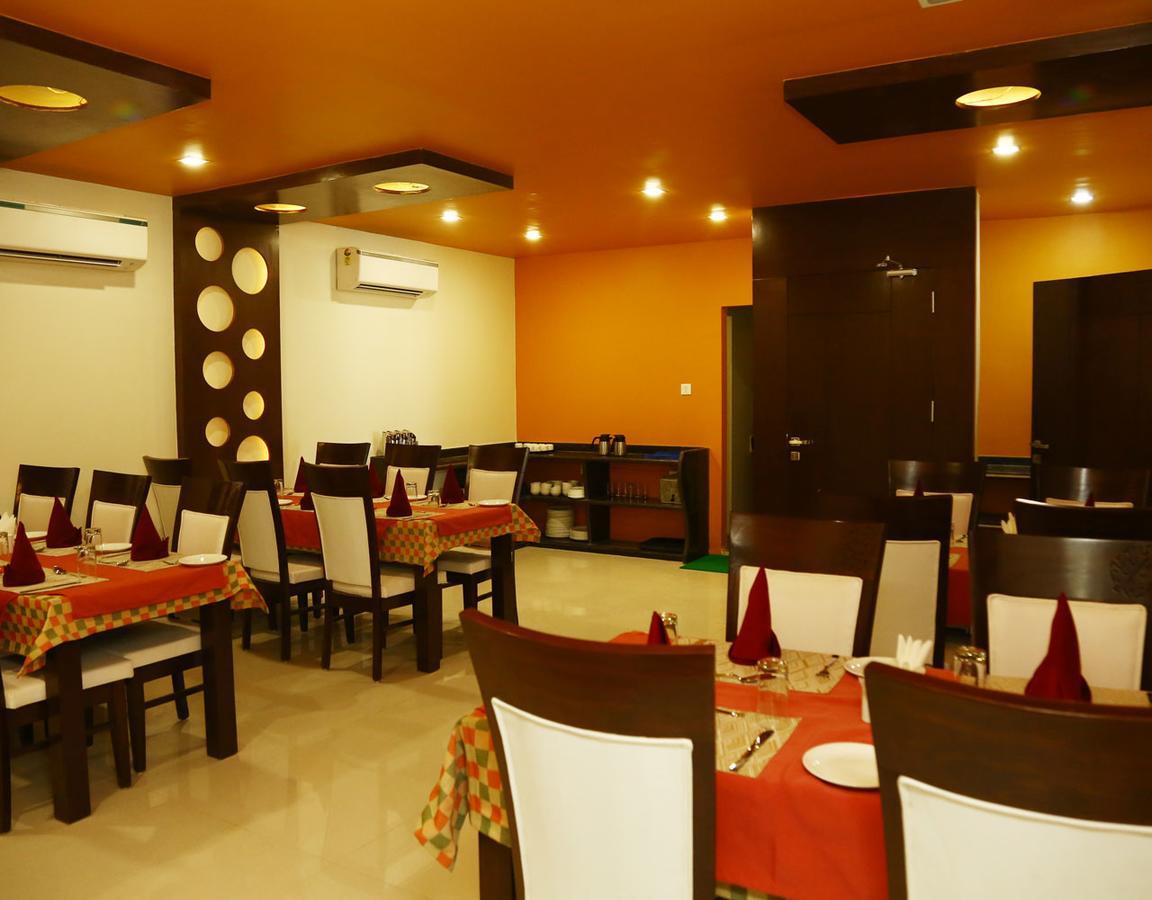 Hotel Royal Inn Chittorgarh Buitenkant foto