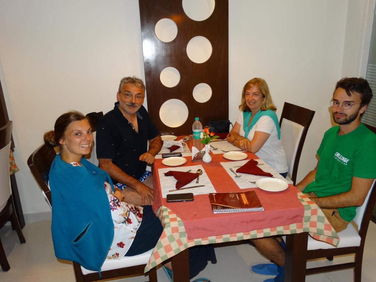 Royal Hopp-Inn Chittorgard Chittorgarh Buitenkant foto